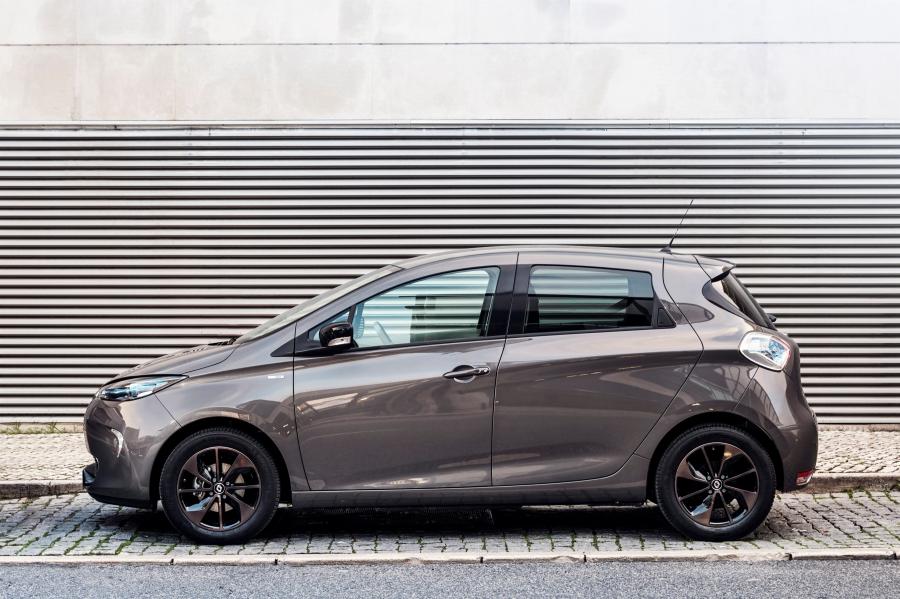  Renault Zoe Edition One 2016 года  (фото 9 из 30)